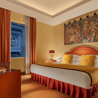 <a href='raphel-hotel-classic-rooms-in-rome.htm'>Classic<br><span>Rooms</span></a>
